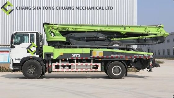 Sinotruk Howo Chassis Camion pompa per calcestruzzo 38 metri
